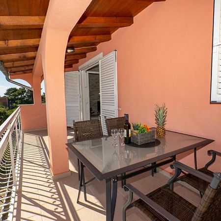 Seaview & Balcony Apartment Petra Jadrija Εξωτερικό φωτογραφία