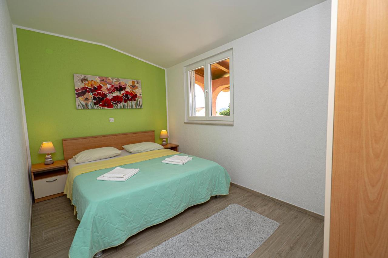 Seaview & Balcony Apartment Petra Jadrija Εξωτερικό φωτογραφία