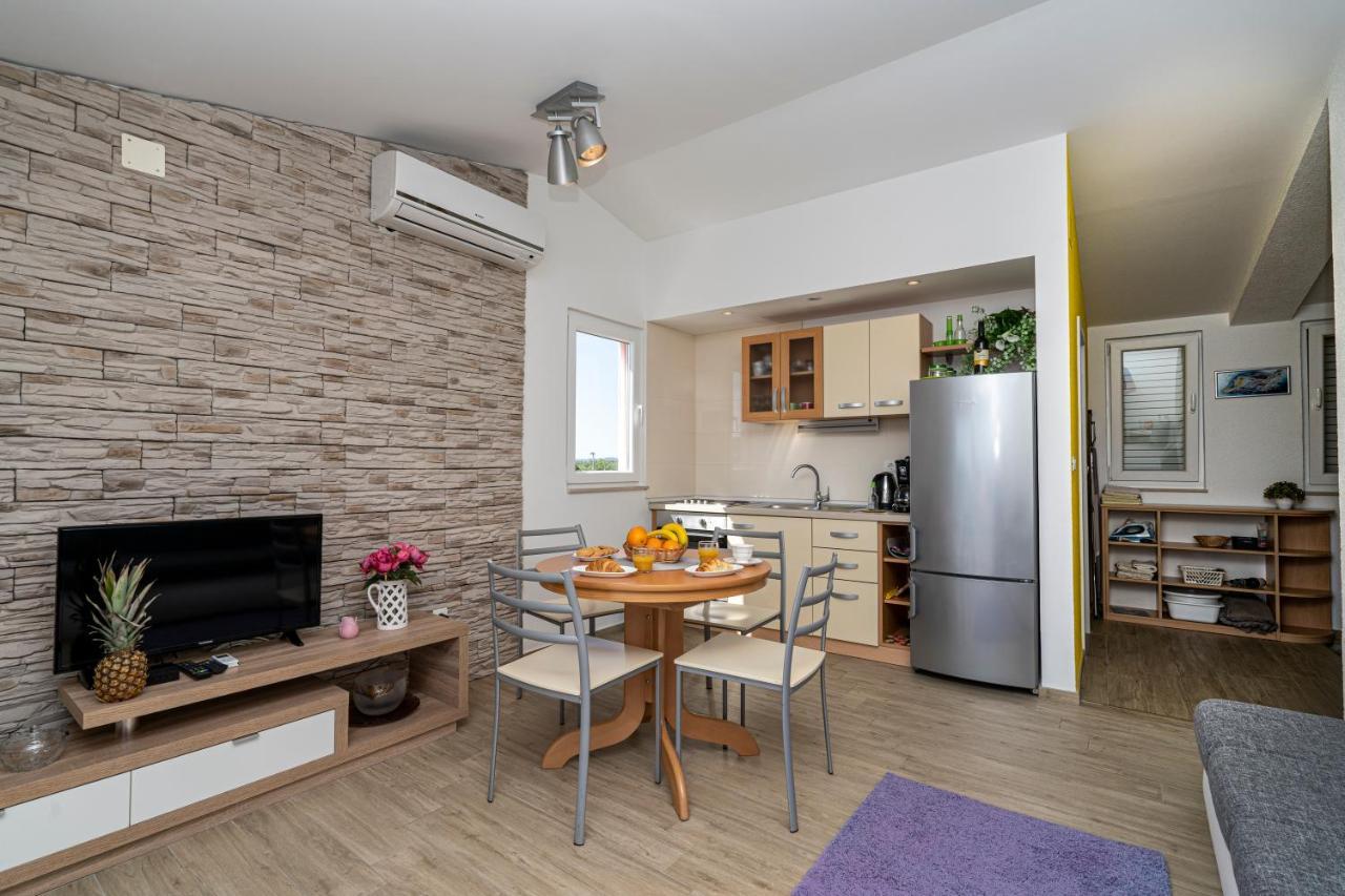 Seaview & Balcony Apartment Petra Jadrija Εξωτερικό φωτογραφία