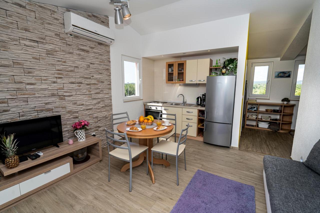 Seaview & Balcony Apartment Petra Jadrija Εξωτερικό φωτογραφία