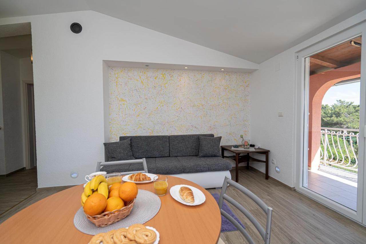 Seaview & Balcony Apartment Petra Jadrija Εξωτερικό φωτογραφία